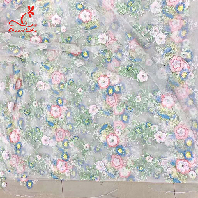 Tela floral colorida do bordado com laço suíço de Volie da malha das lantejoulas